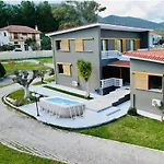 Gazonia Family Estate Guest house 4*