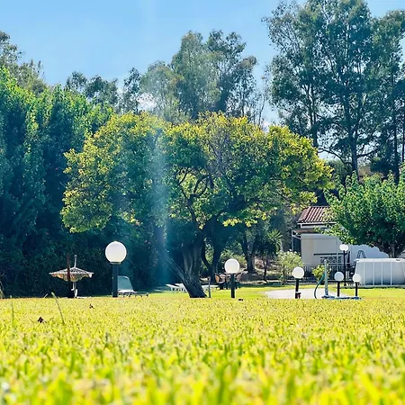 Gazonia Family Estate Guest house *