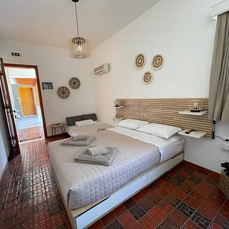 Gazonia Family Estate Guest house
