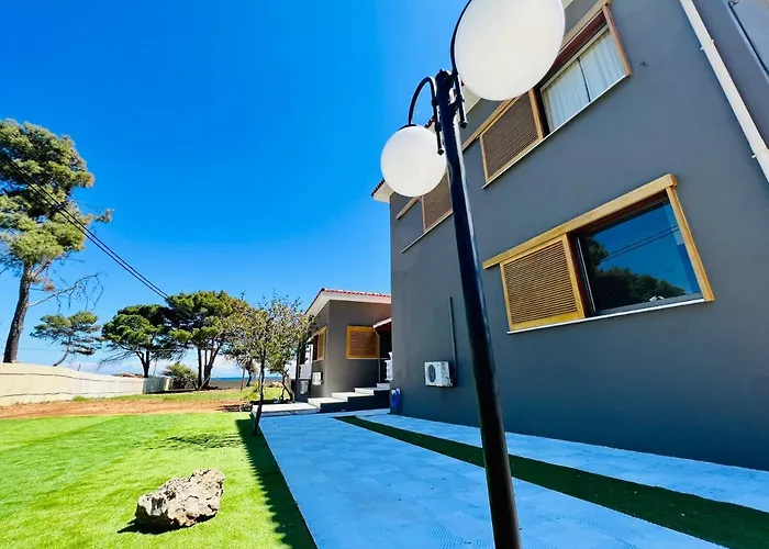 Gazonia Family Estate 招待所 4*