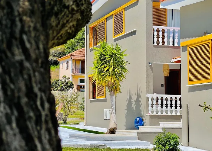 Gazonia Family Estate 4*